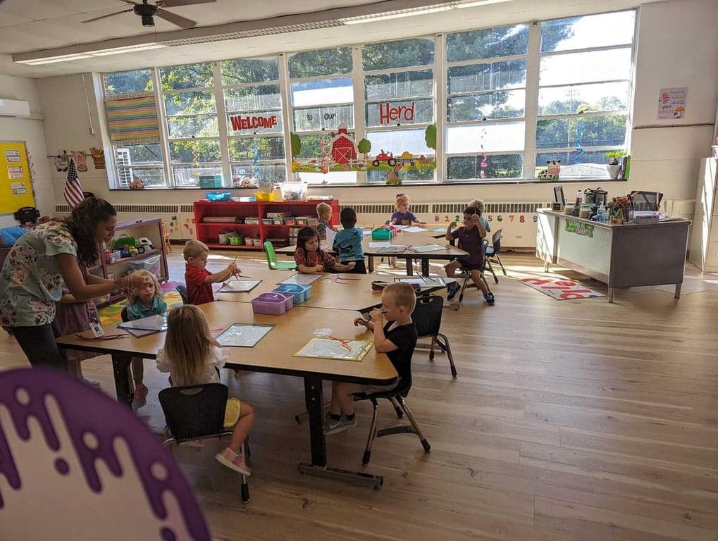 CH Friend School