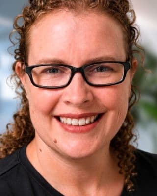 Elizabeth Sarate