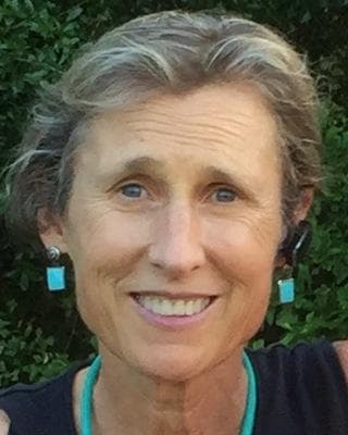 Gretchen G White