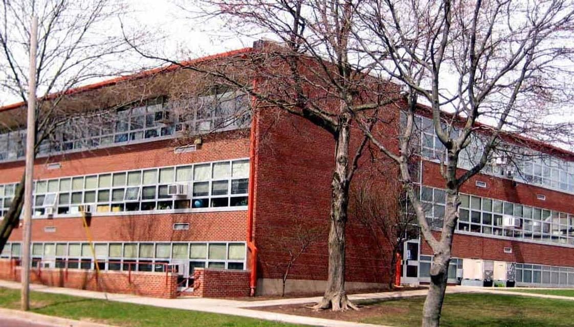 Holy Cross Elementary School