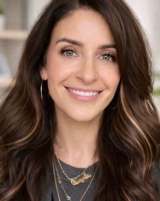Angela McMahon