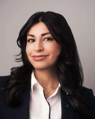 Ashna Kapoor