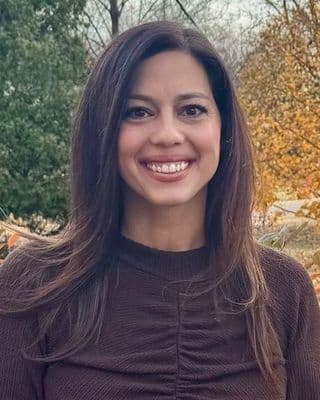 Jaclyn McNabb