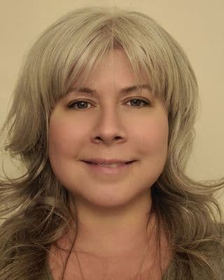 Kelly Henry