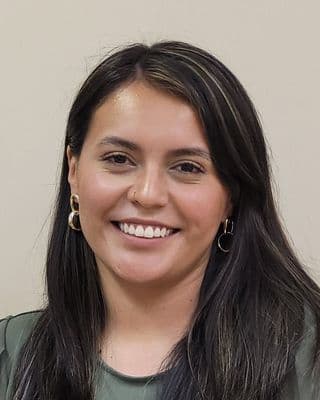 Laura Cabral
