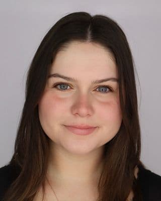 Emma Shelton