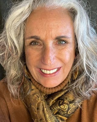 Mary Clisbee