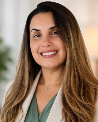 Danayde Vives-Fernandez