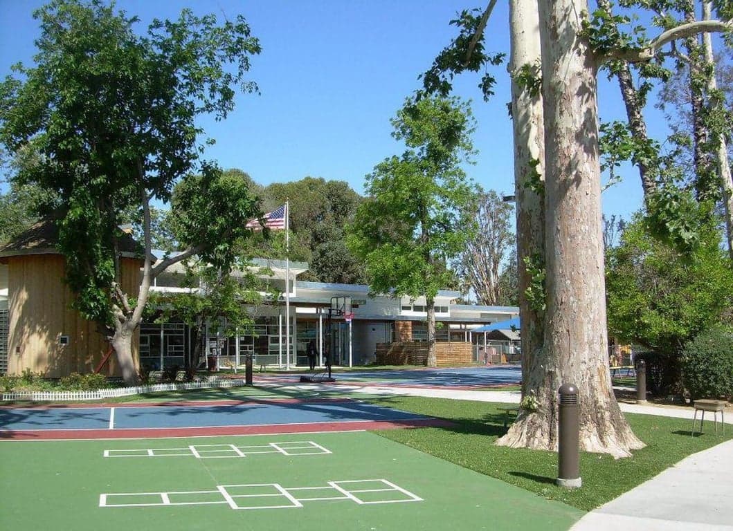 Woodland Hills Private School - Oxnard St. Campus