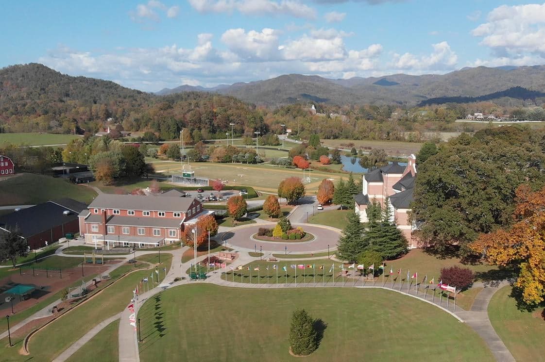 Rabun-Gap Nacoochee School