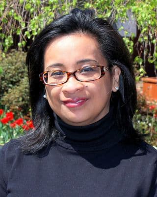 Geraldine Oades-Sese