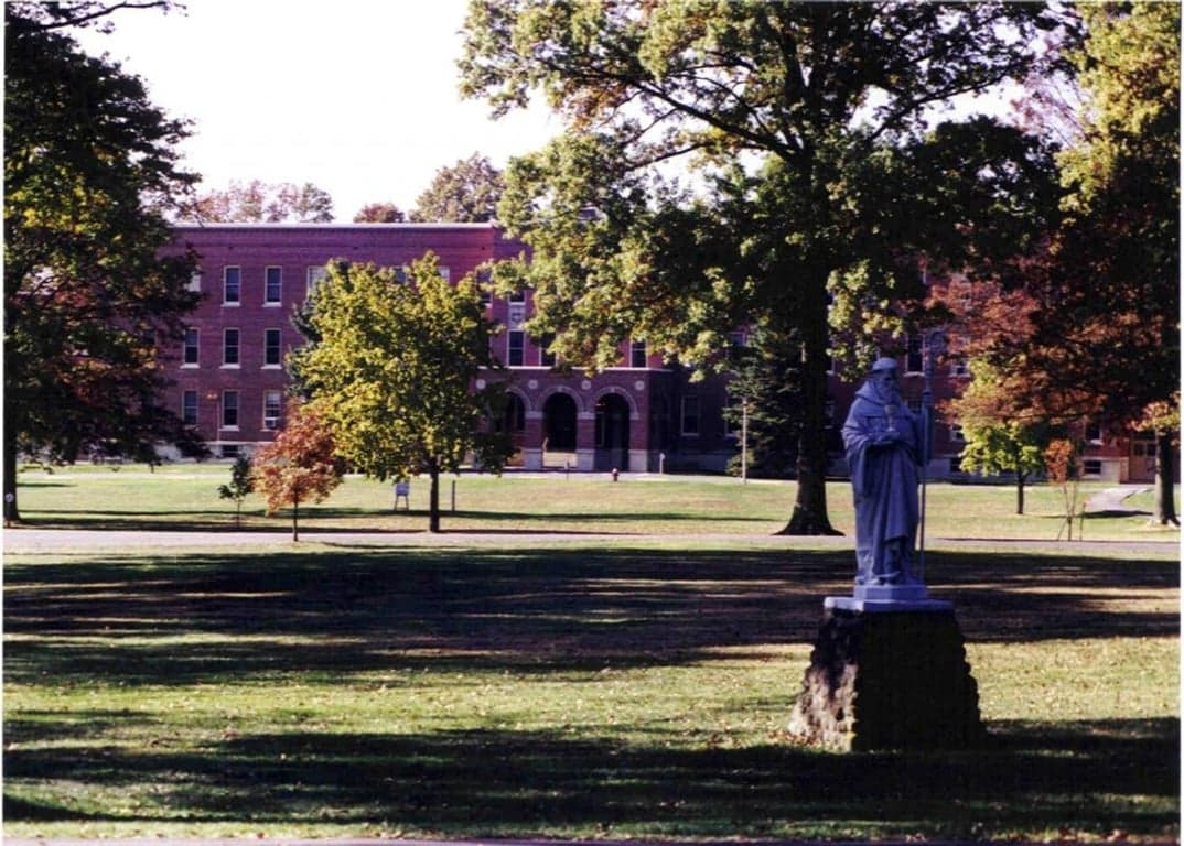 Linton Hall School
