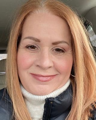Kelly Lenzi