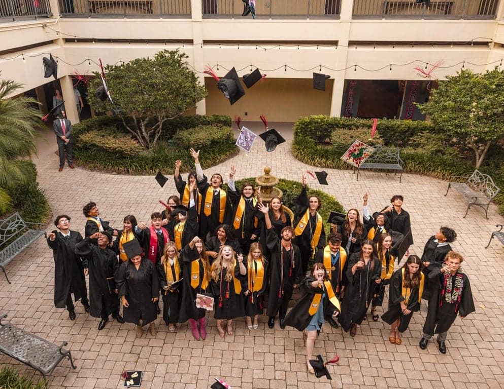 Holy Cross Lutheran Academy