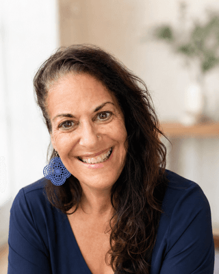 Deborah Alter