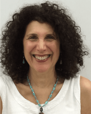 Leah Brecher-Cohn