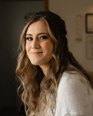 Laura Dumka